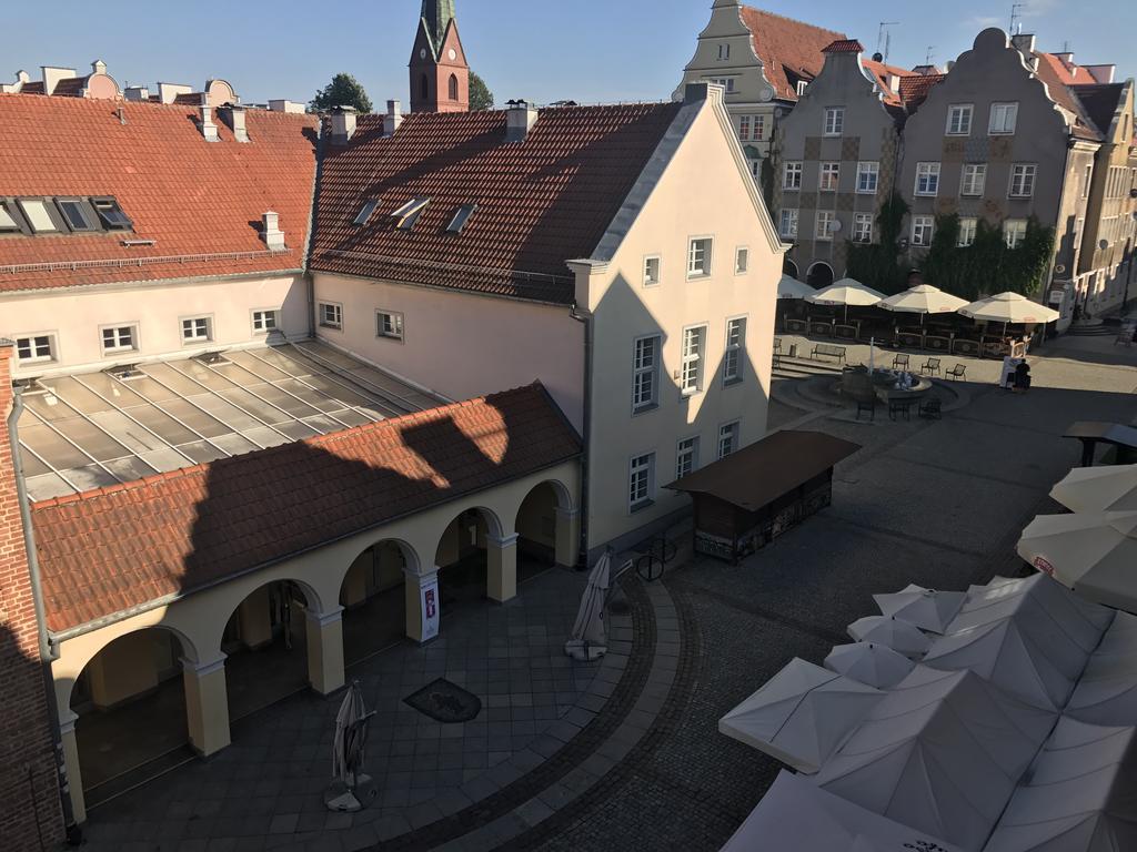 オルシュティンDk Apartament Stare Miastoアパートメント エクステリア 写真