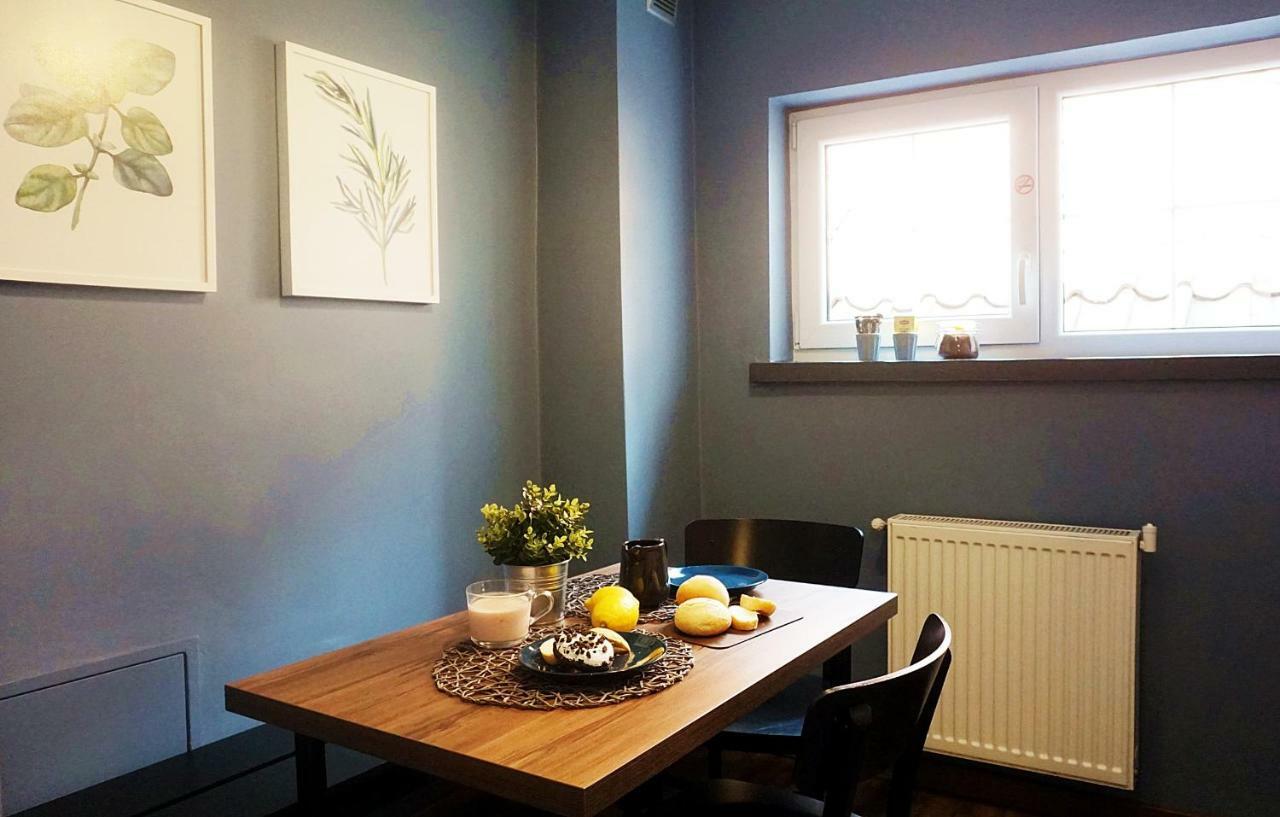 オルシュティンDk Apartament Stare Miastoアパートメント エクステリア 写真